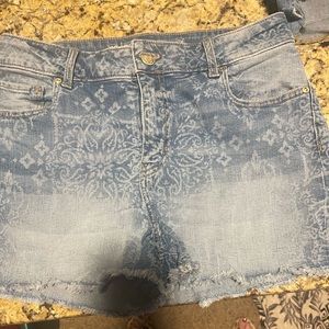 M BY MAURICES DENIM SHORTS
